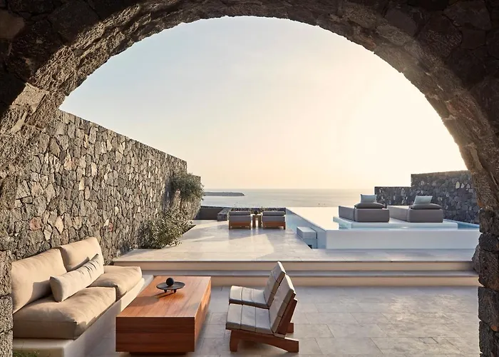 Canaves Epitome - Small Luxury Of The World