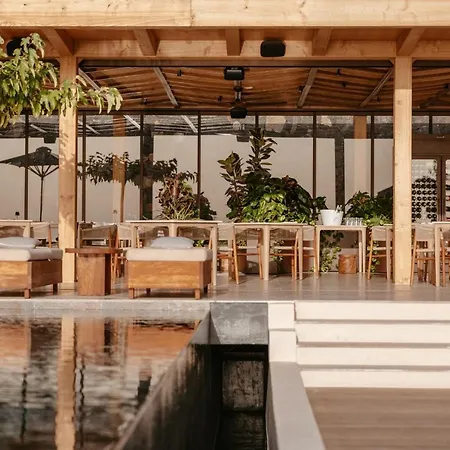 Canaves Epitome - Small Luxury Of The World Ía
