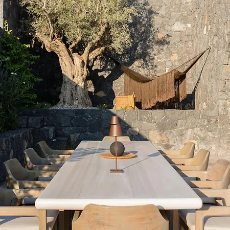 Canaves Epitome - Small Luxury Of The World