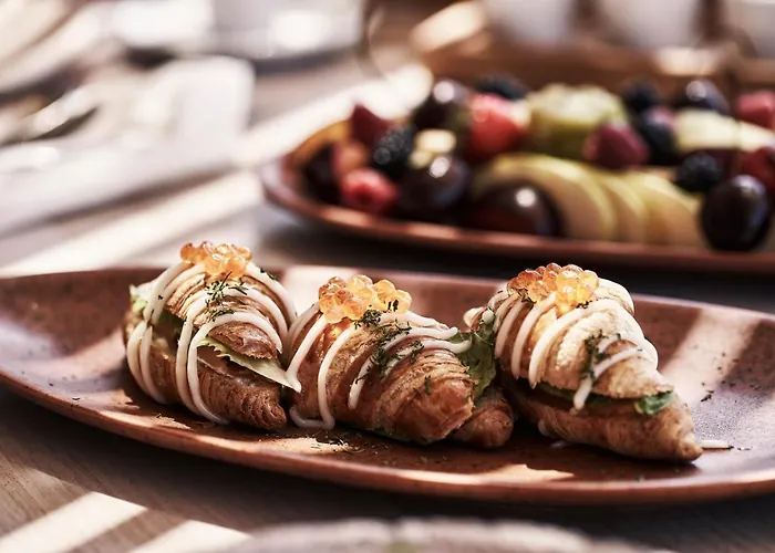 Canaves Epitome - Small Luxury Of The World