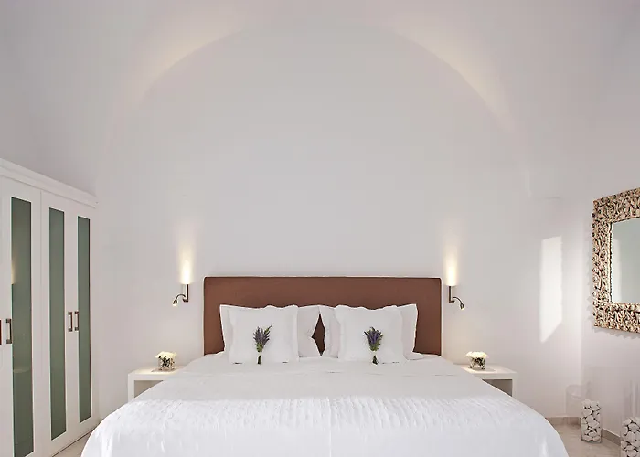 Canaves Epitome - Small Luxury Of The World