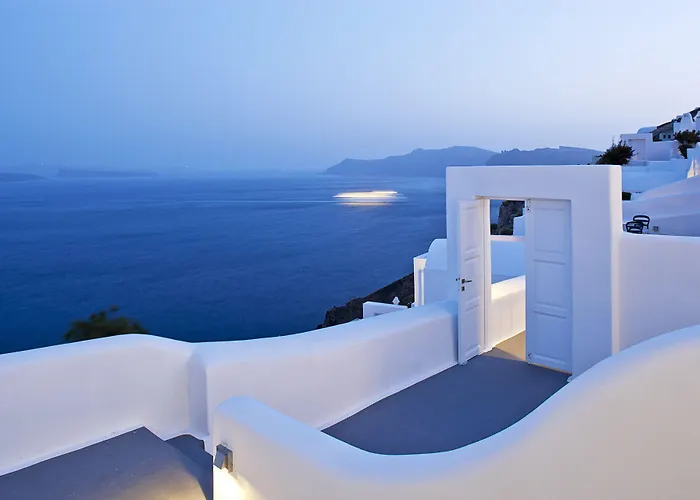 Canaves Epitome - Small Luxury Of The World